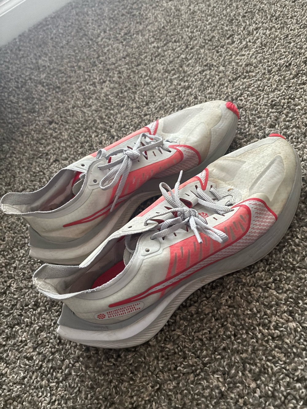 Nike Women's Zoom Gravity Pure Platinum Red Orbit